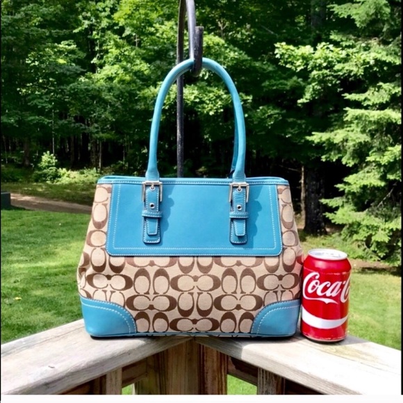 COACH Limited Edition Large Tote w/Expanding Sides - Picture 5 of 7